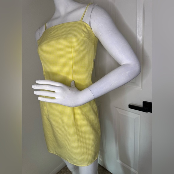 Yellow Bow-Back Dress - Picture 6 of 13